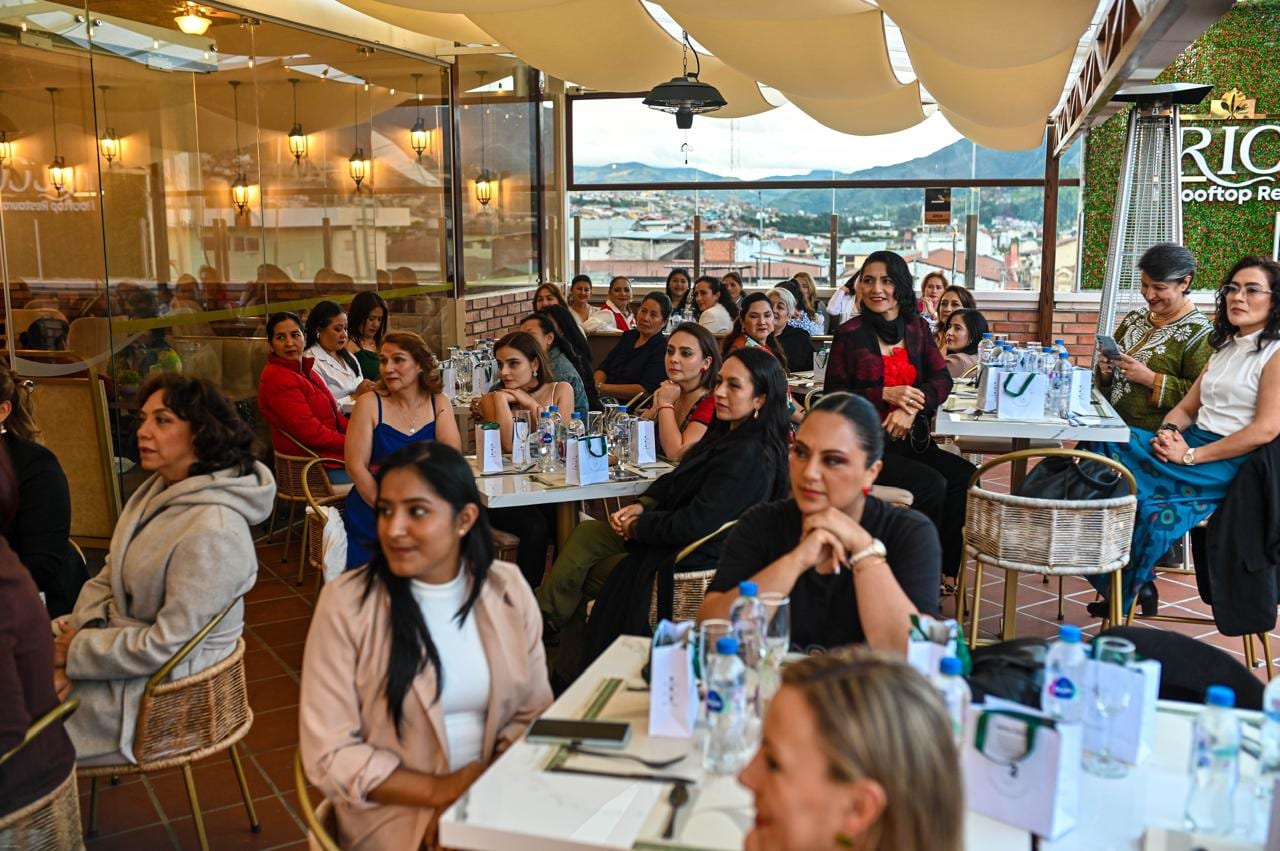 Conversatorio de mujeres en Loja
